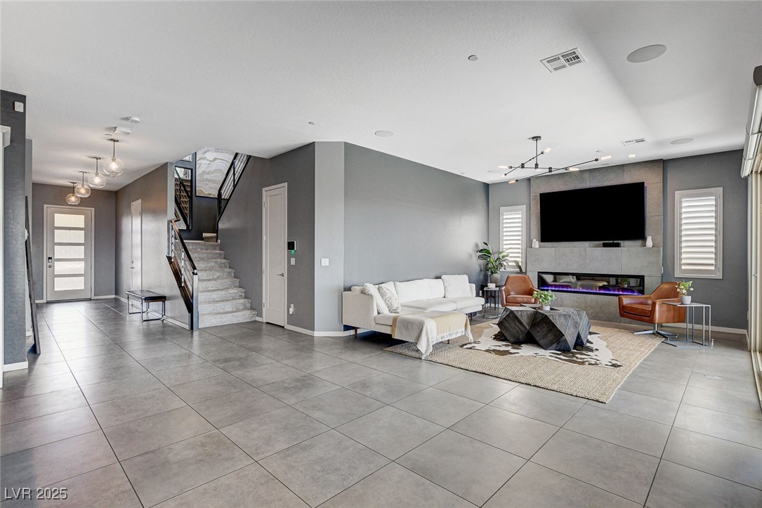 795 Glistening Light Court