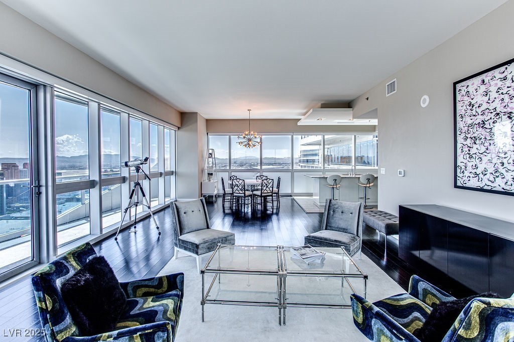 4471 Dean Martin Drive 3710