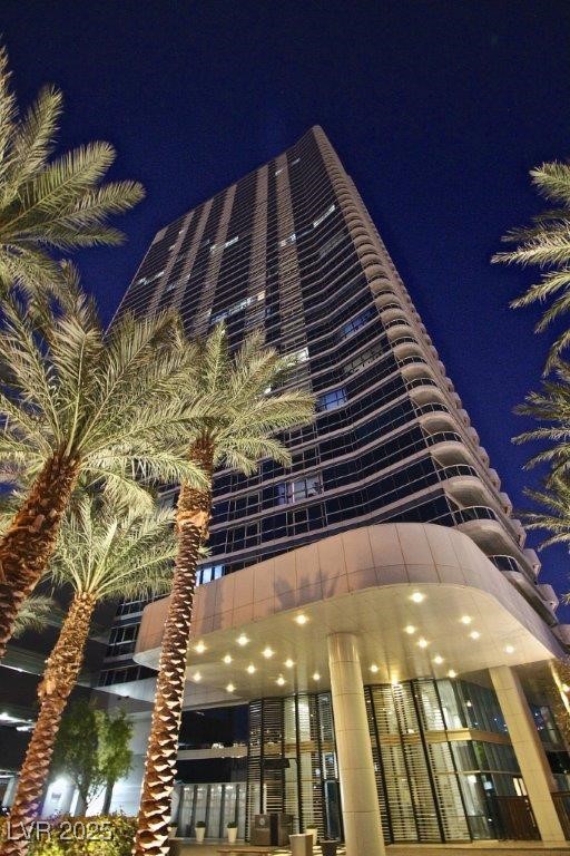 4471 Dean Martin Drive 3710