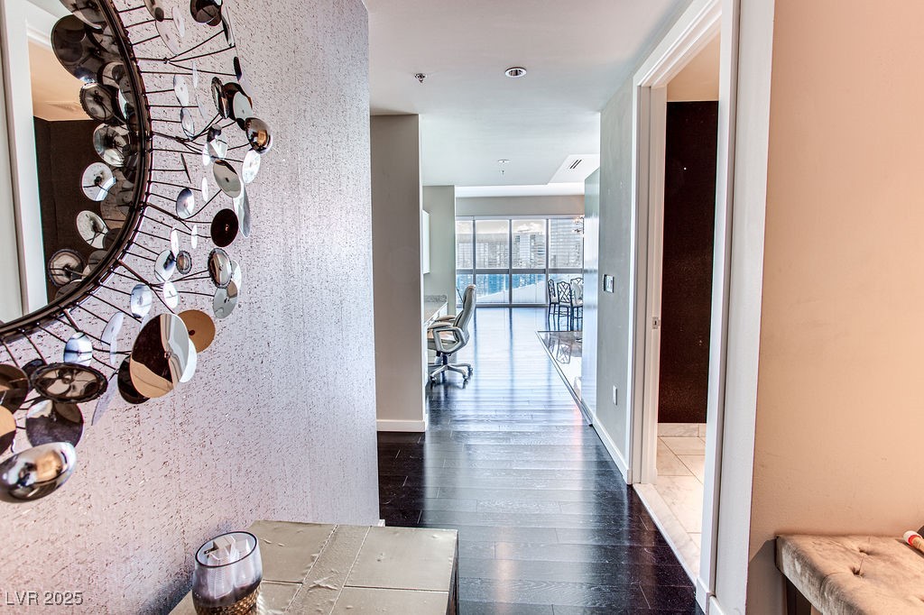 4471 Dean Martin Drive 3710