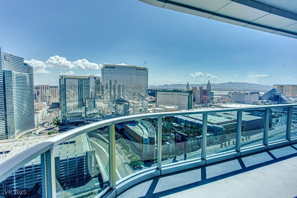 4471 Dean Martin Drive 3710