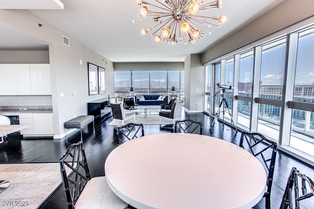 4471 Dean Martin Drive 3710