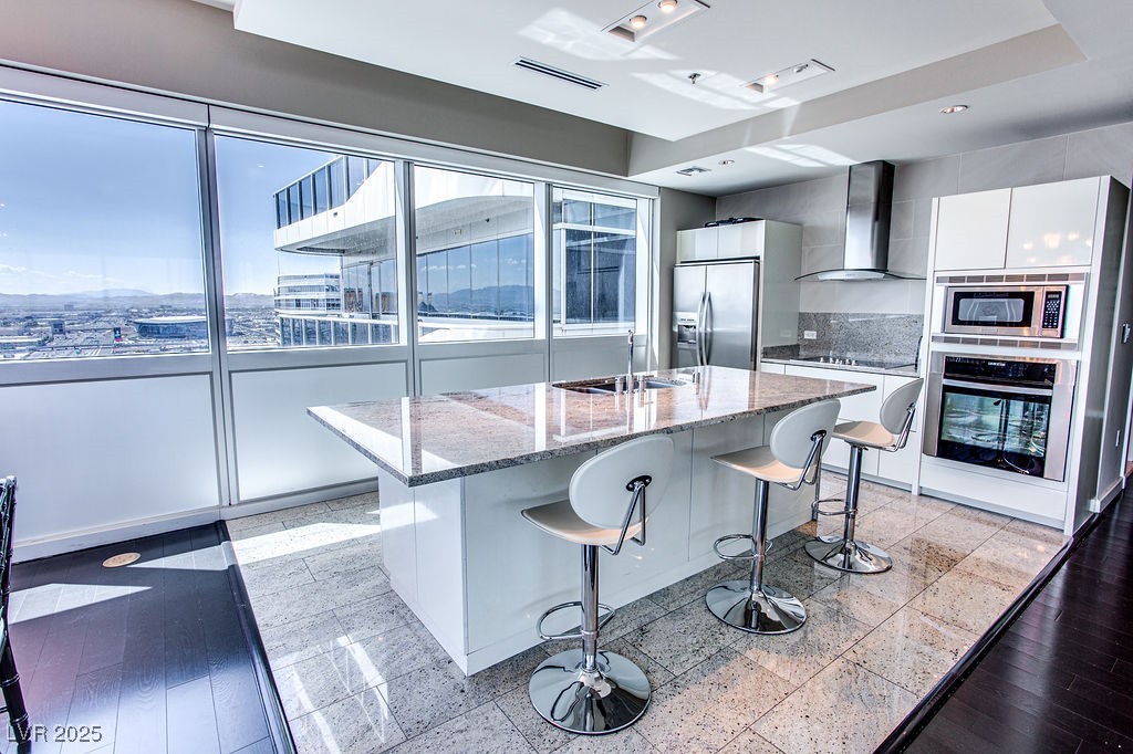 4471 Dean Martin Drive 3710