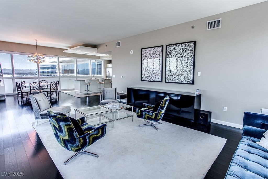4471 Dean Martin Drive 3710