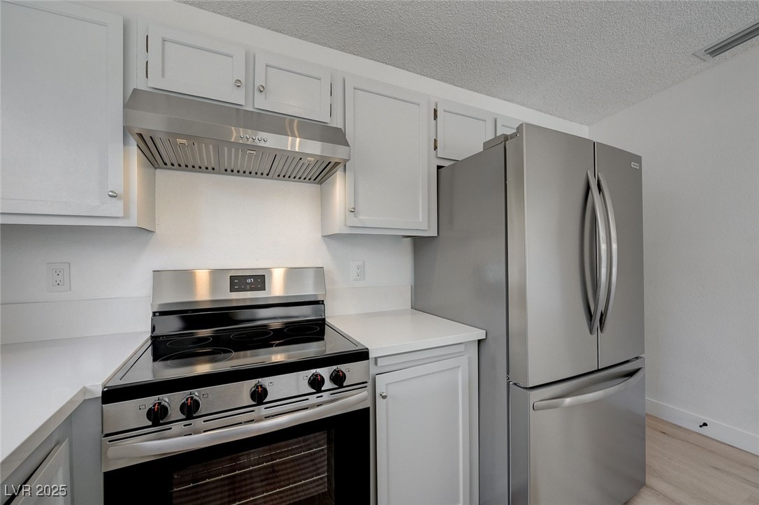 3158 High View Drive