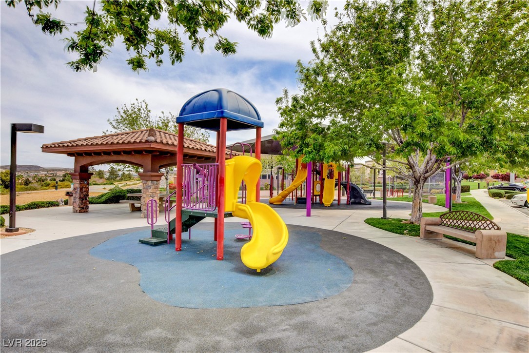 448 Via Palermo Drive