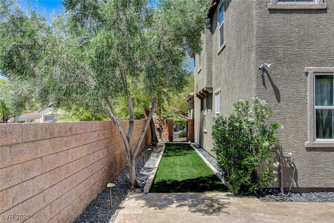 956 Baronet Drive