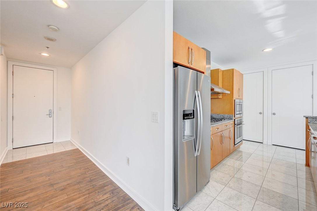 4575 Dean Martin Drive 1108