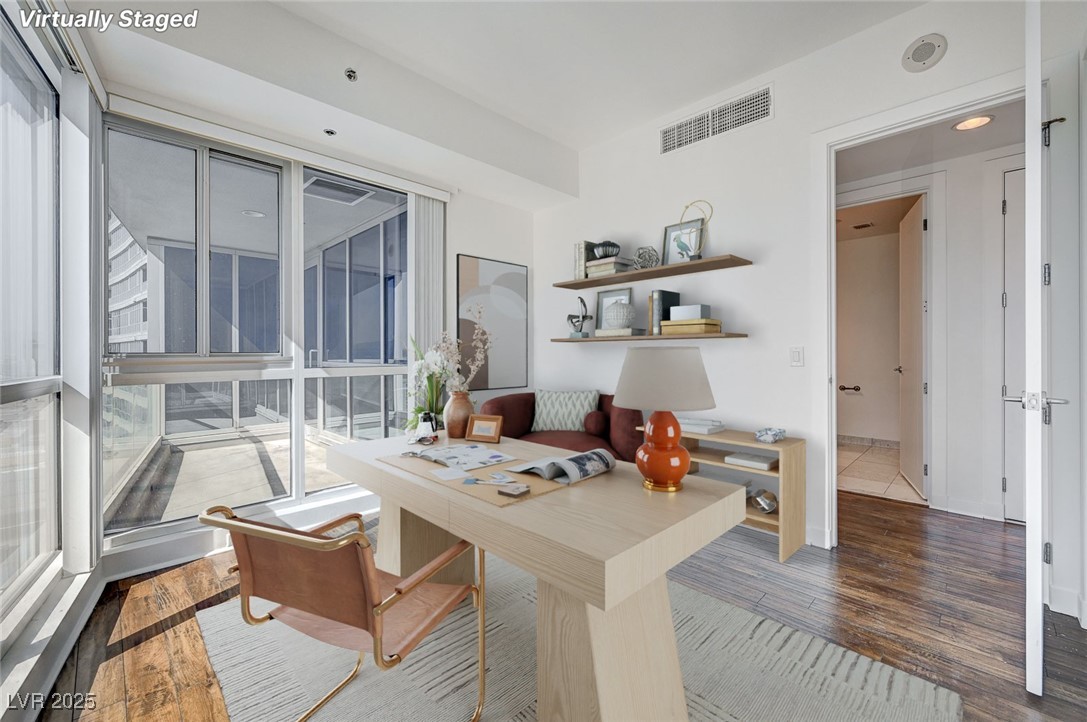 4575 Dean Martin Drive 1108