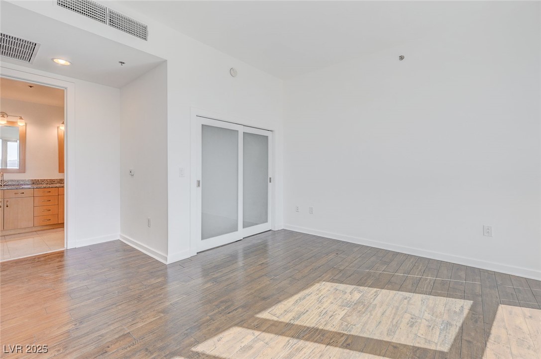 4575 Dean Martin Drive 1108