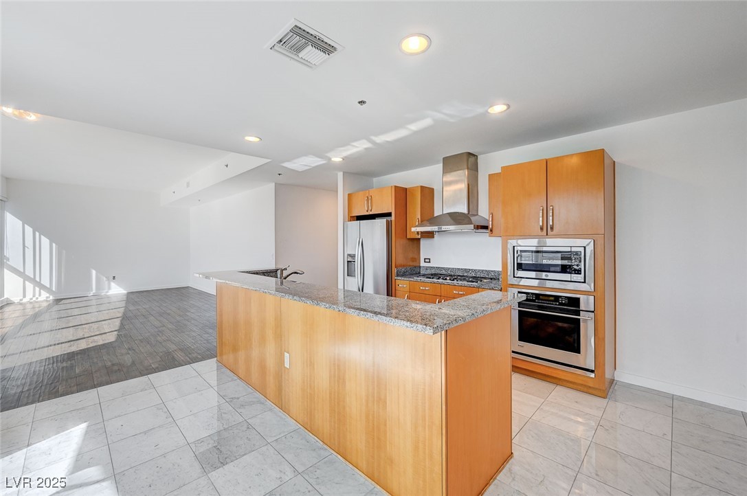 4575 Dean Martin Drive 1108