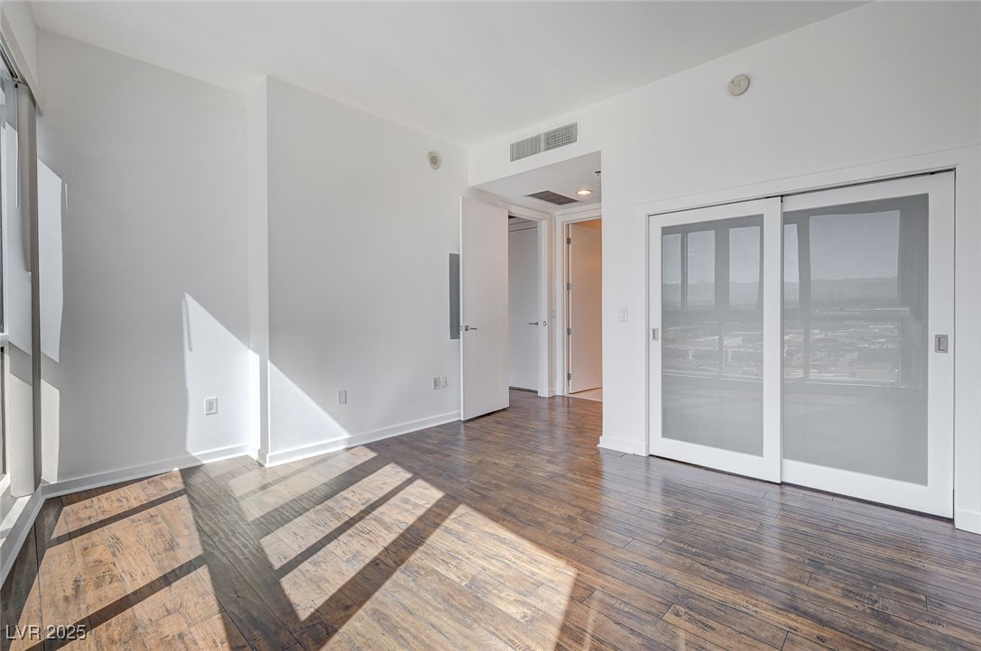 4575 Dean Martin Drive 1108