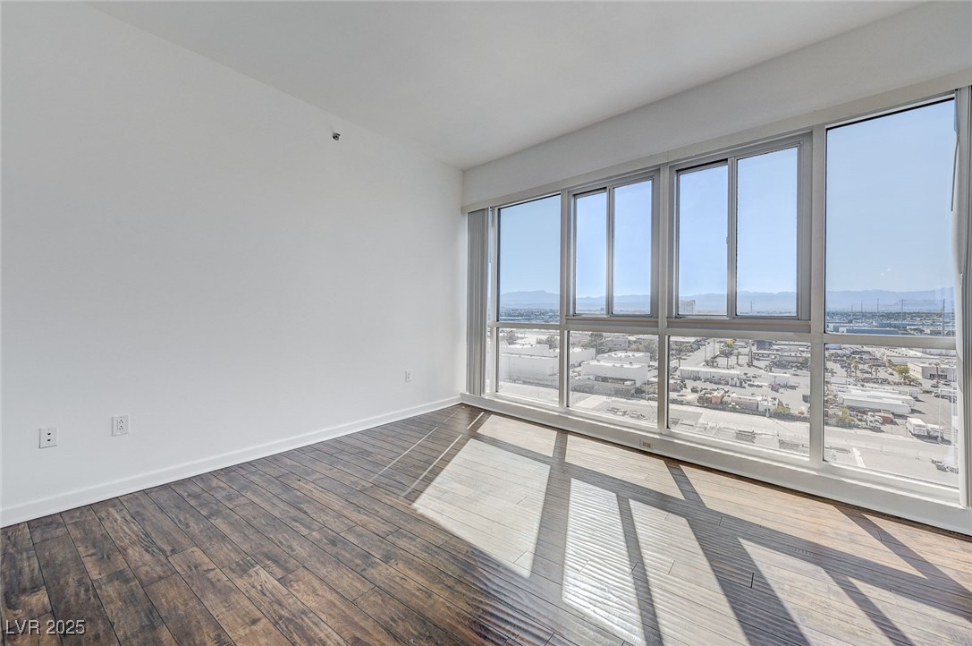 4575 Dean Martin Drive 1108