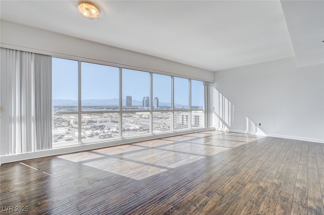 4575 Dean Martin Drive 1108