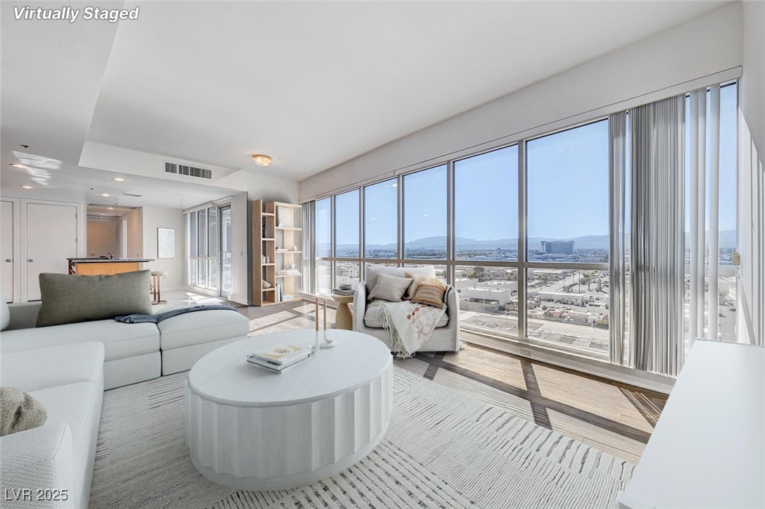 4575 Dean Martin Drive 1108