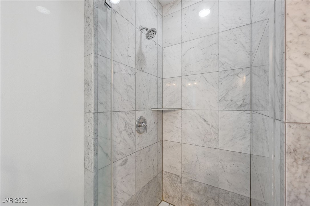 4575 Dean Martin Drive 1108