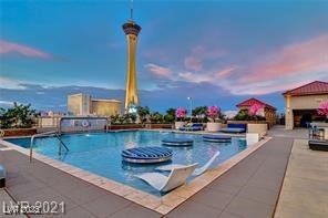 200 West Sahara Avenue 2211