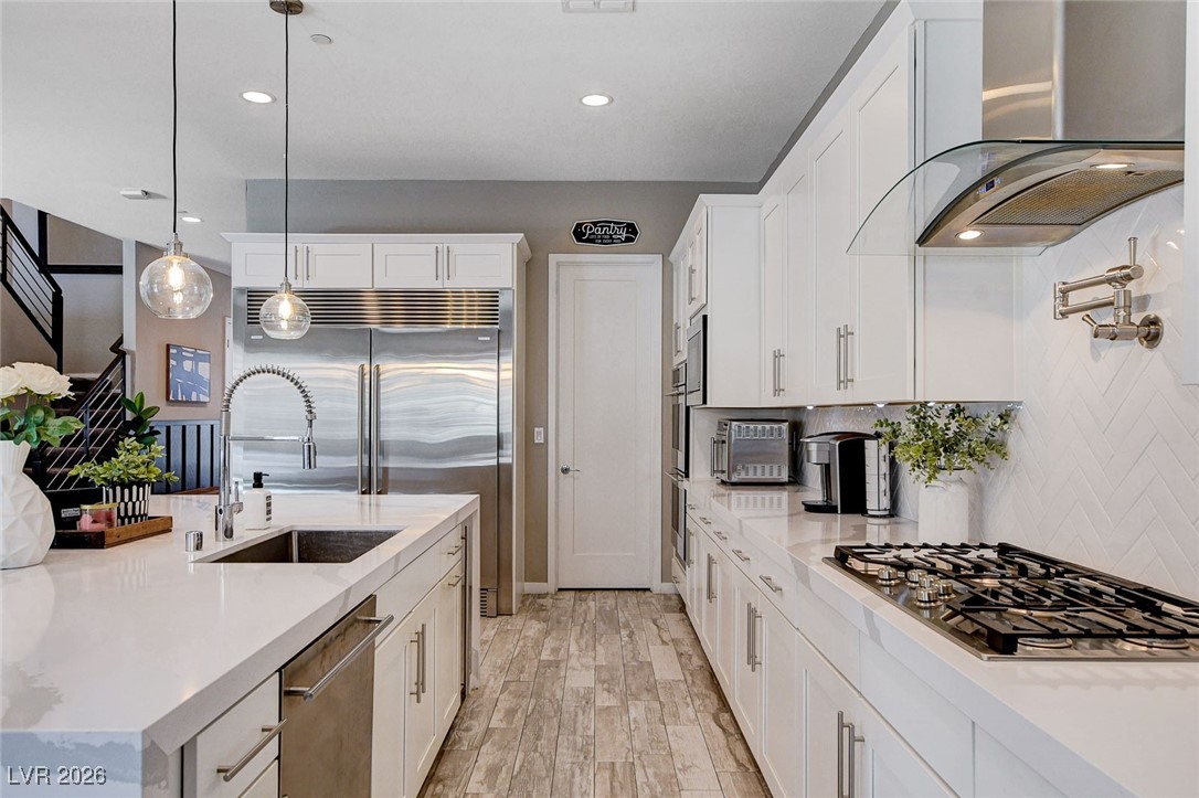 766 Glistening Light Court