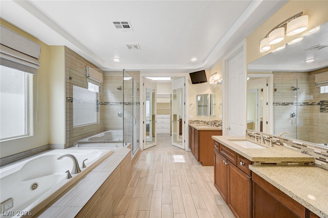 7516 Cliff Peaks Street