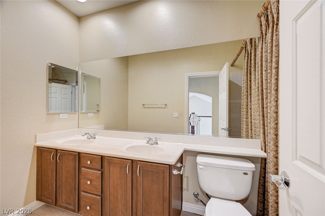 7516 Cliff Peaks Street