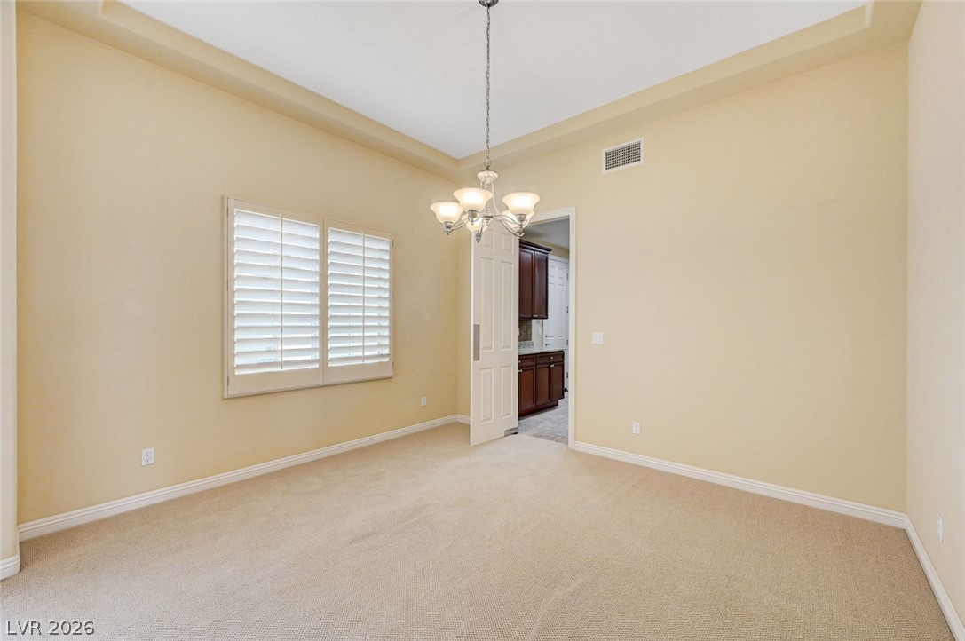 7516 Cliff Peaks Street