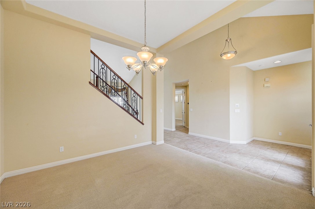 7516 Cliff Peaks Street