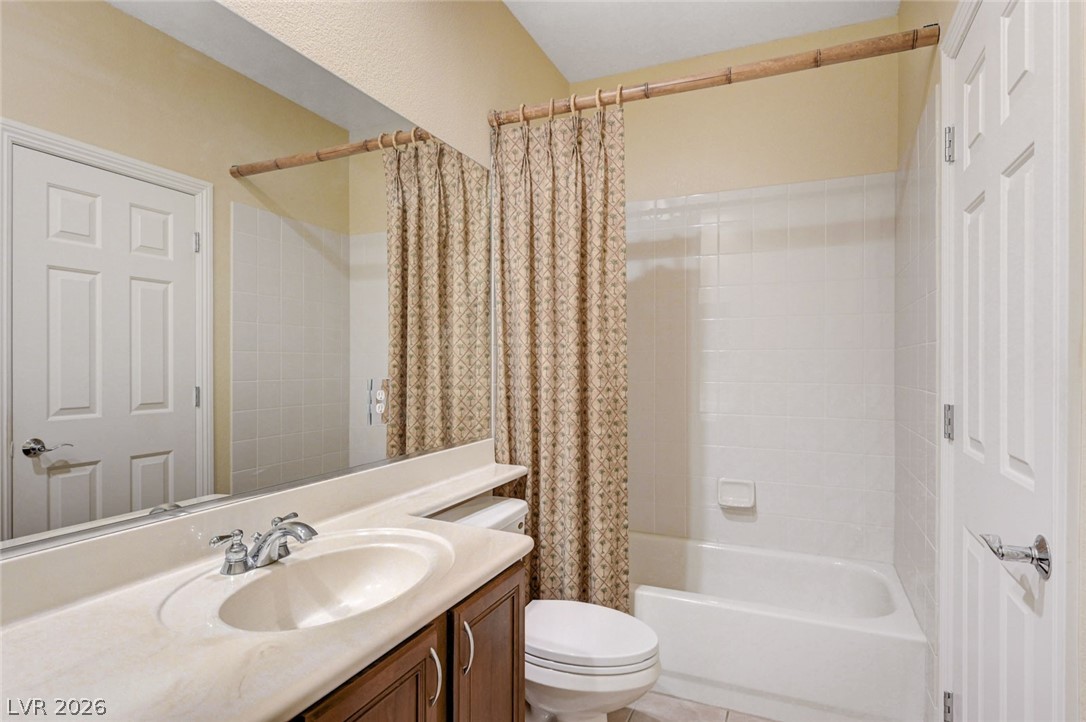 7516 Cliff Peaks Street