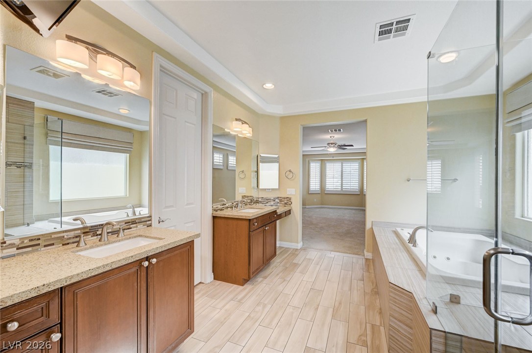 7516 Cliff Peaks Street