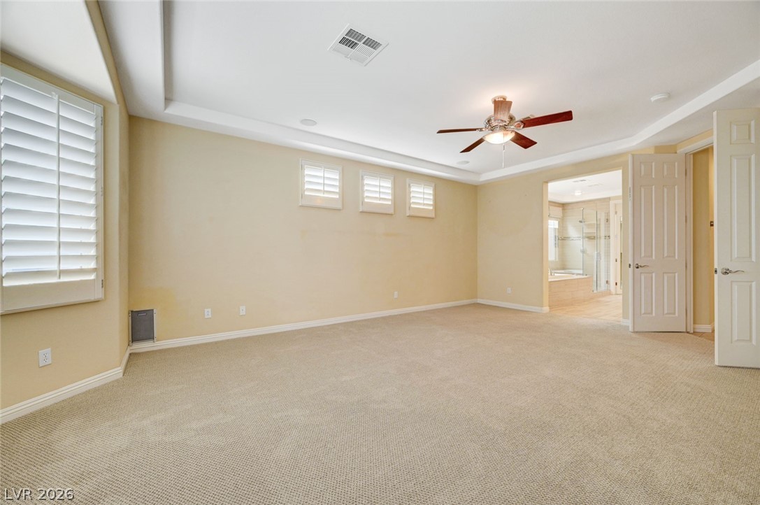 7516 Cliff Peaks Street