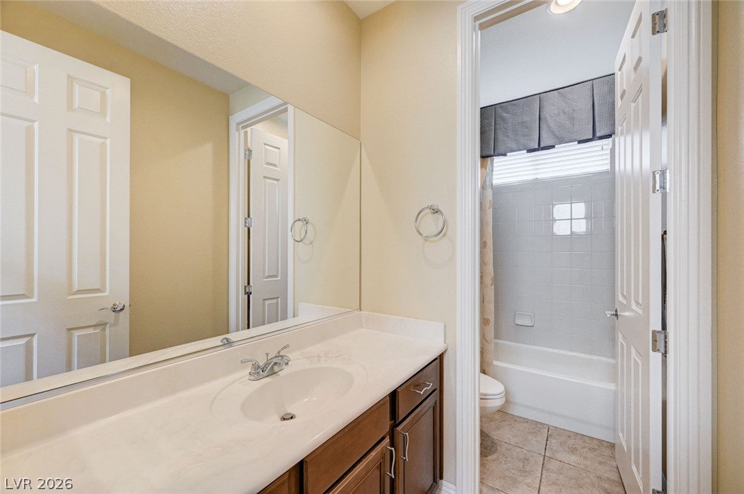 7516 Cliff Peaks Street