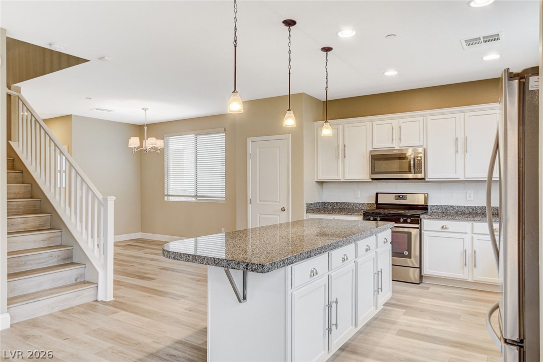 3042 Scenic Rhyme Avenue