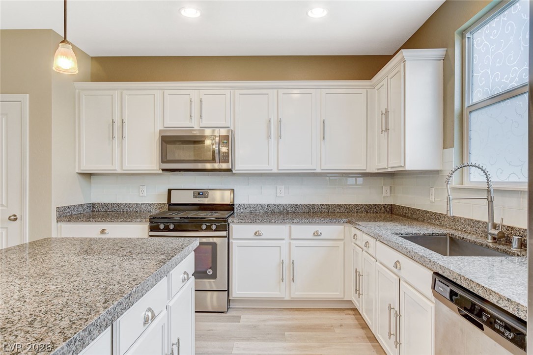 3042 Scenic Rhyme Avenue