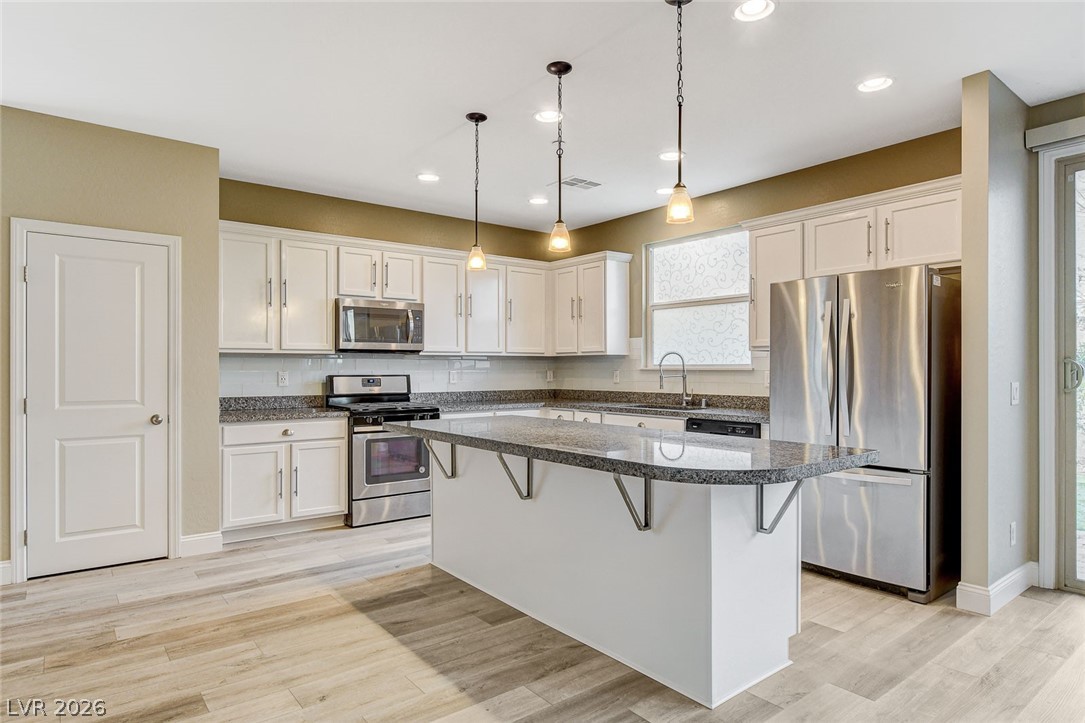 3042 Scenic Rhyme Avenue