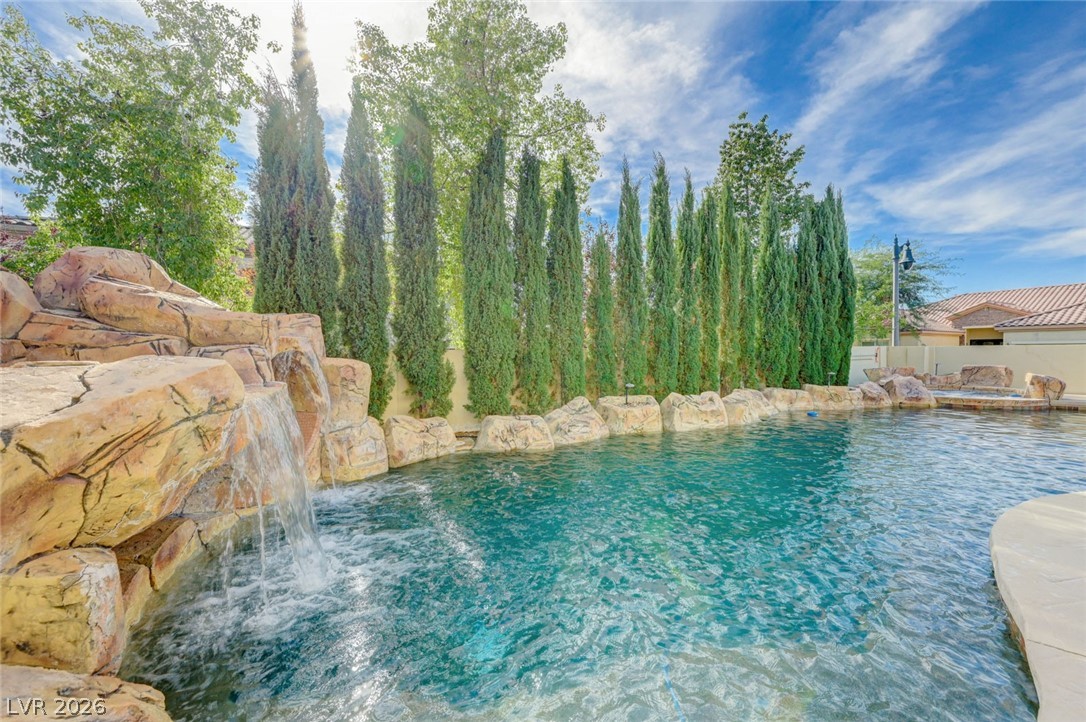 6259 Thunder Blitz Avenue