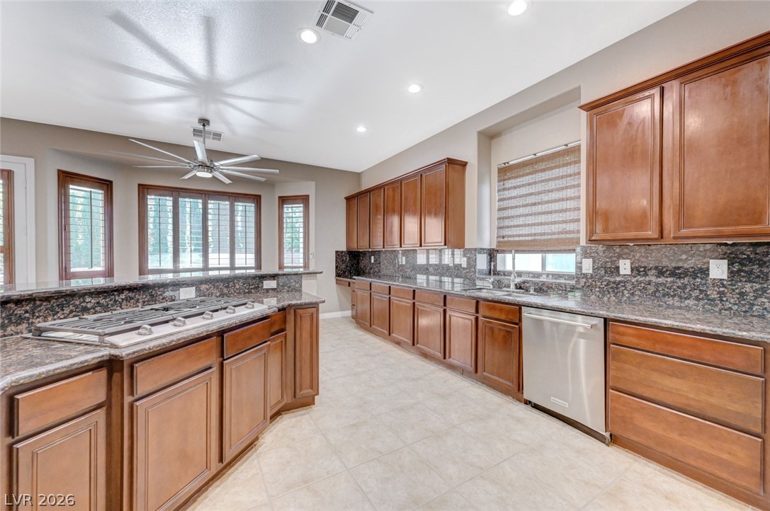 6259 Thunder Blitz Avenue