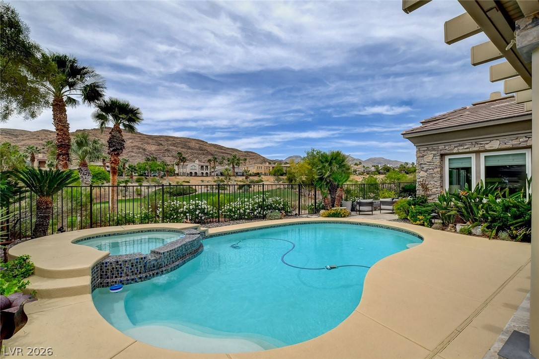 2717 Turtle Head Peak Drive