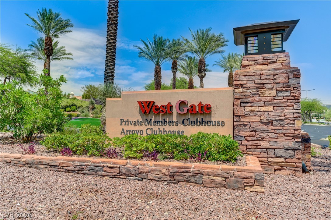 2717 Turtle Head Peak Drive