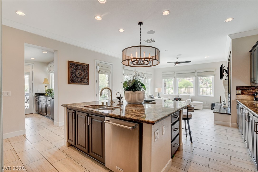 2717 Turtle Head Peak Drive