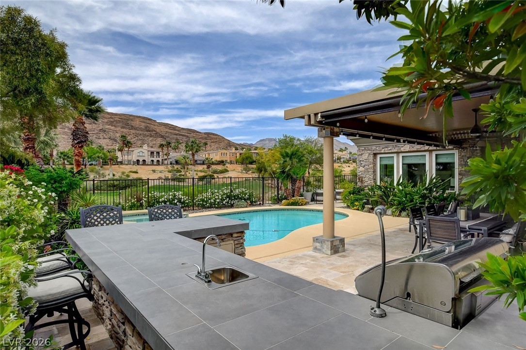 2717 Turtle Head Peak Drive