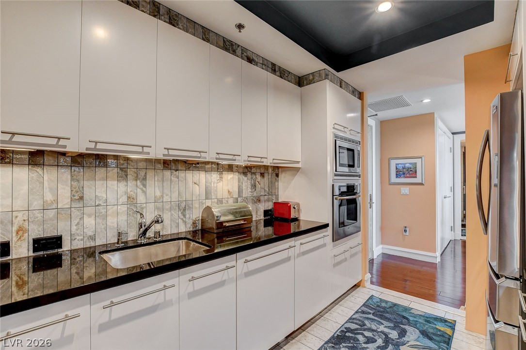 2700 Las Vegas Boulevard 2604