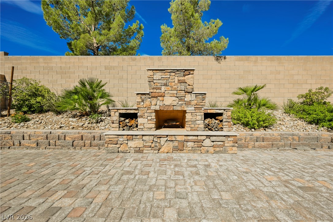 8133 Pinetop Crest Street