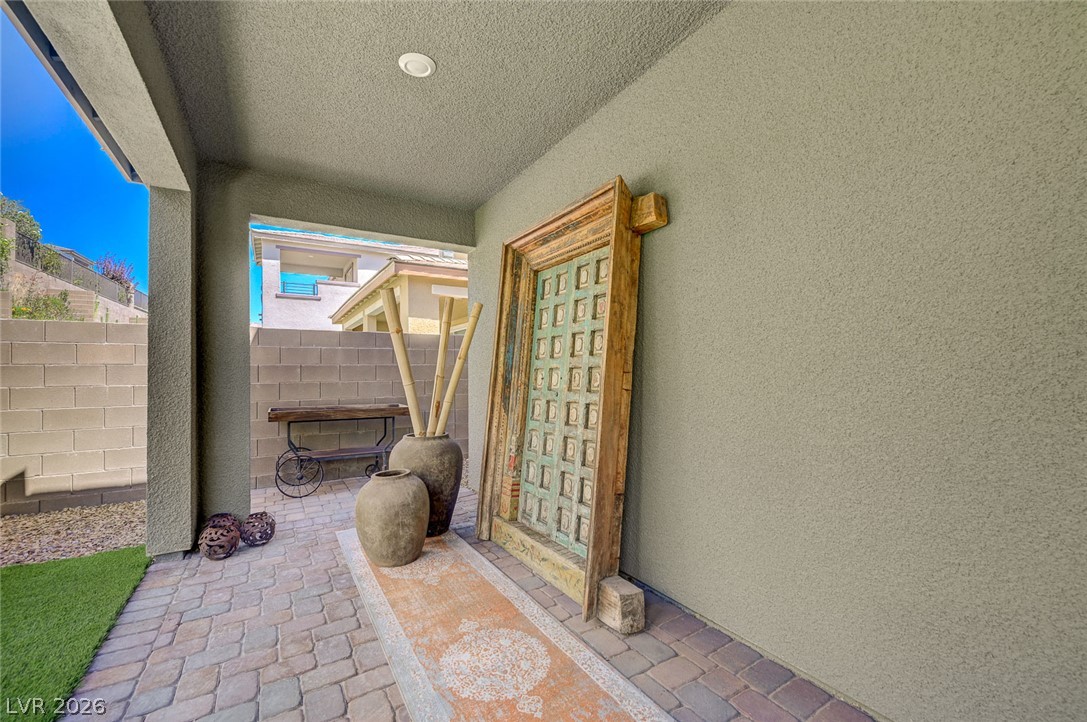 373 Purple Sandpiper Street