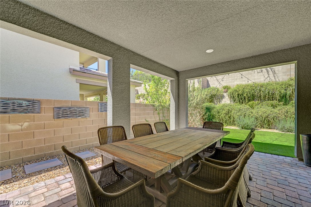 373 Purple Sandpiper Street
