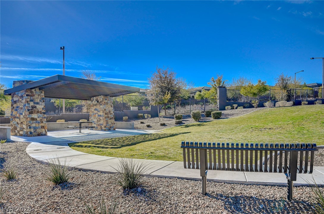 373 Purple Sandpiper Street