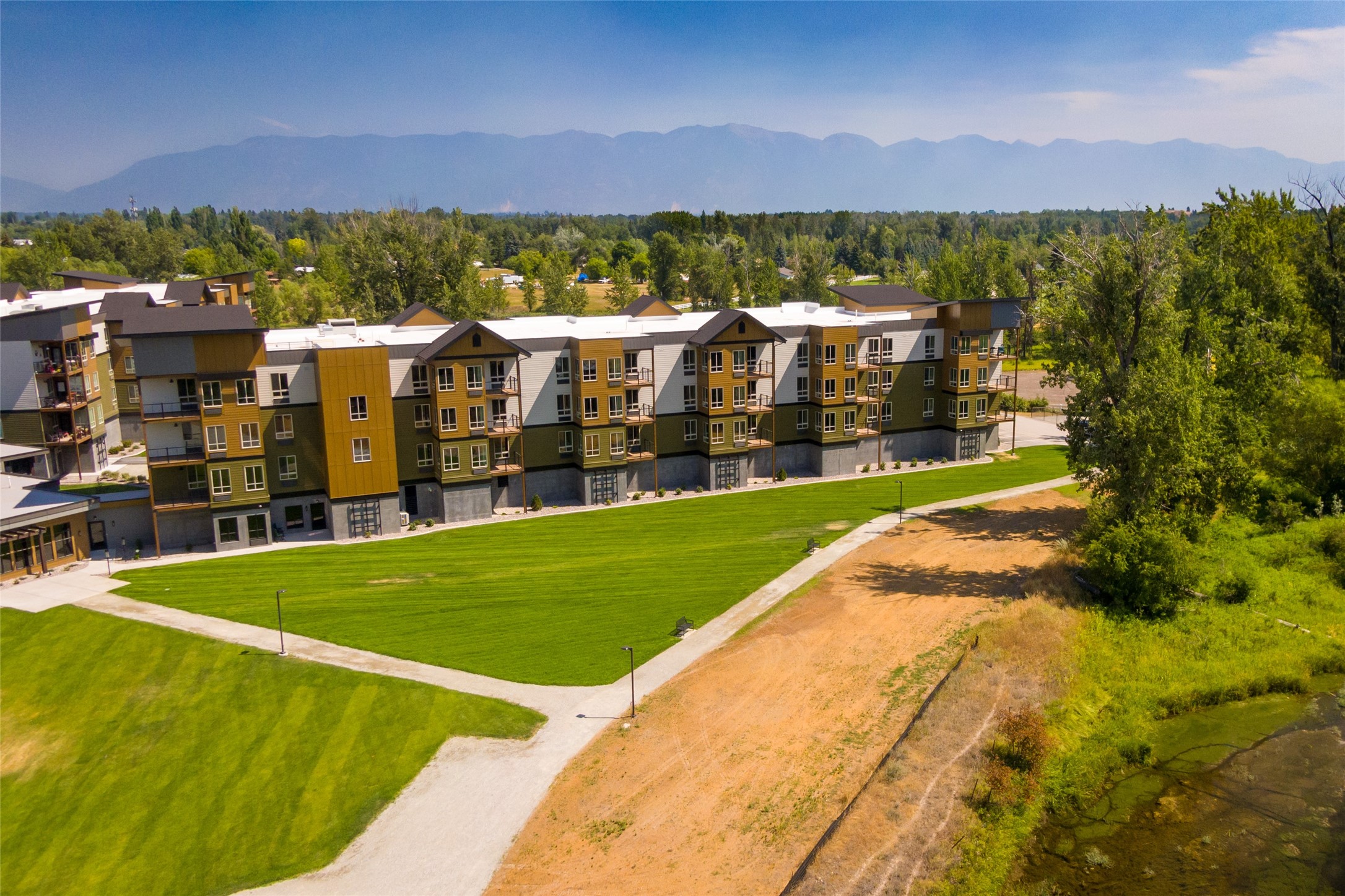 100 Woodlands Way W-302
