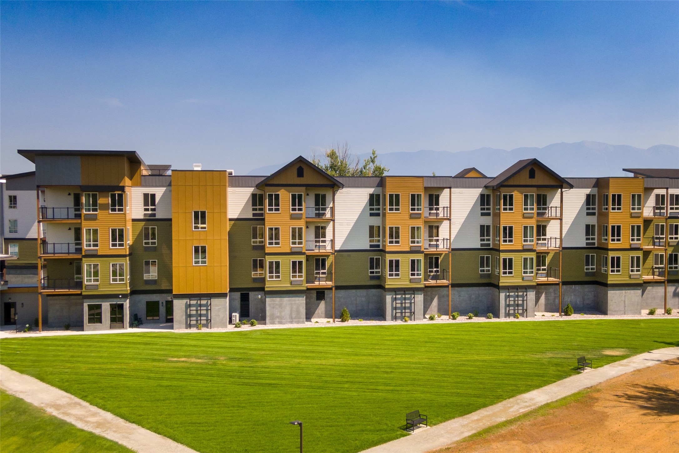 100 Woodlands Way W-302