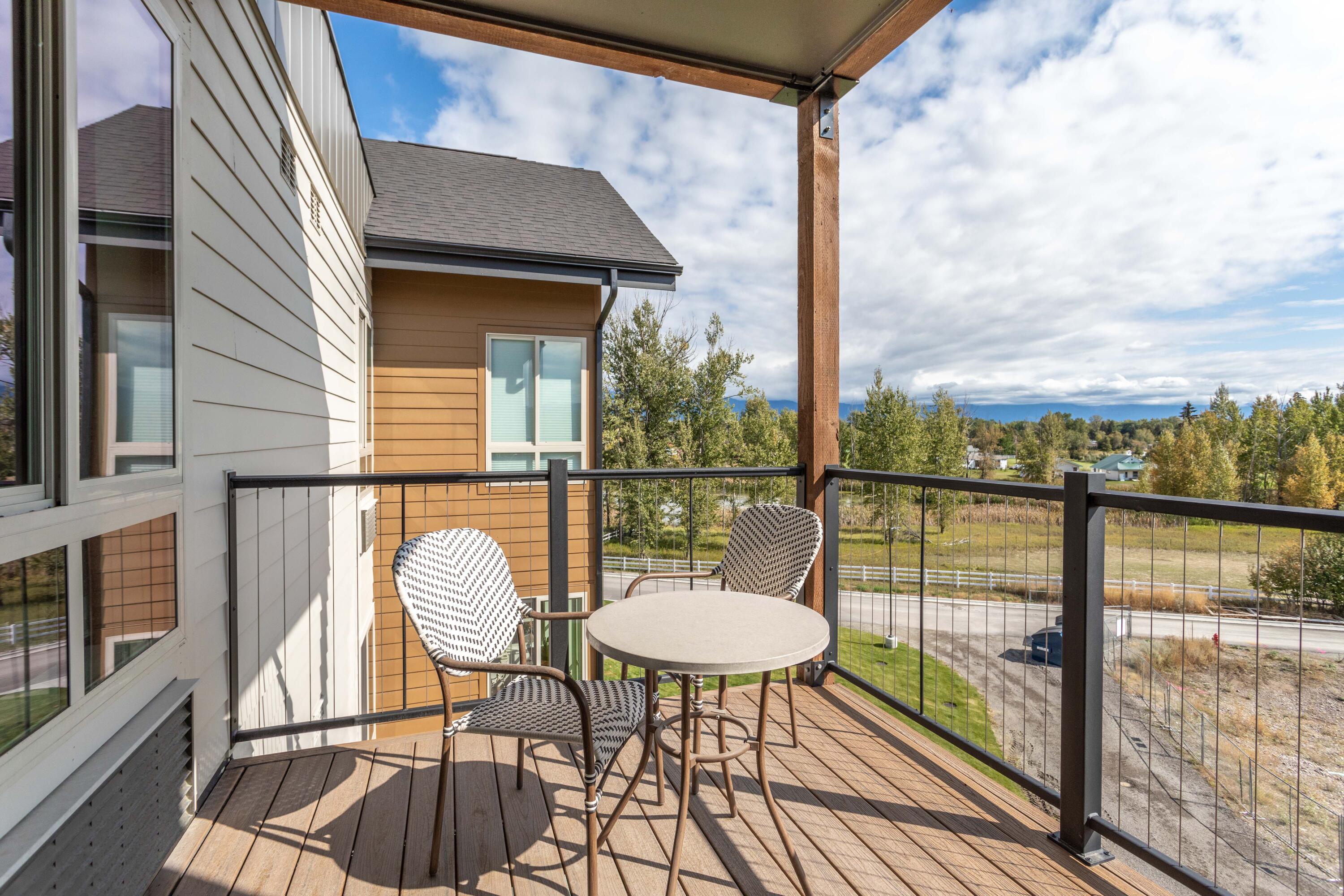 100 Woodlands Way W-302