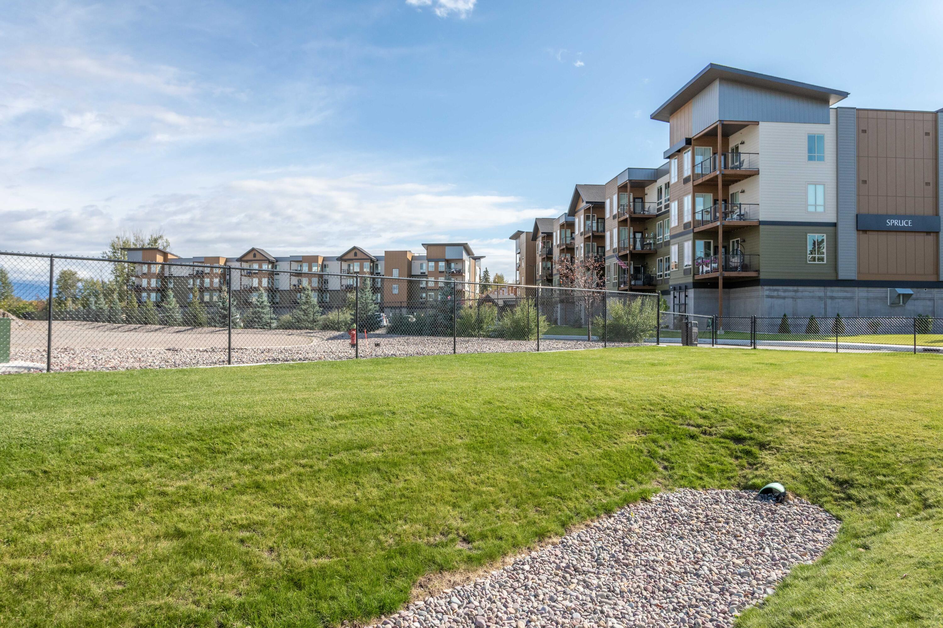 100 Woodlands Way W-204