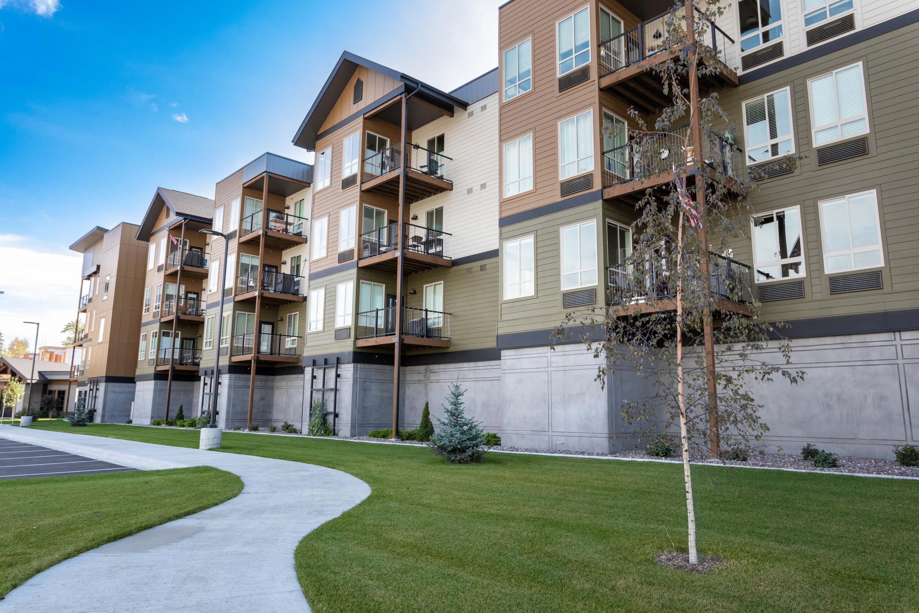 100 Woodlands Way W-202