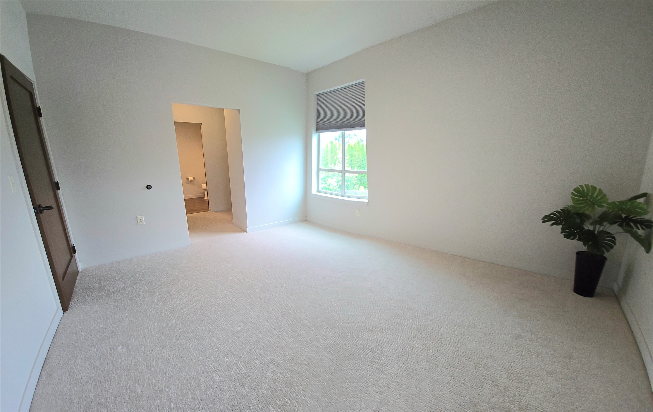 100 Woodlands Way S-211